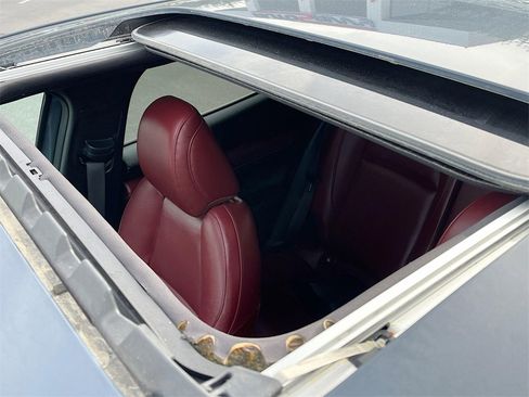 Used 2022 MAZDA MAZDA3 s image 23