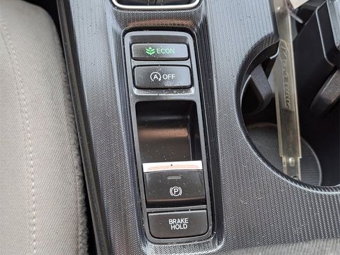 Certified 2024 Honda Civic EX image 21