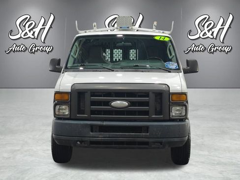 Used 2014 Ford E-250 and Econoline 250 Extended w/ Power Group RWD image 11