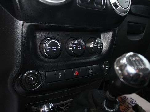 Used 2013 Jeep Wrangler Rubicon w/ Dual Top Group image 18