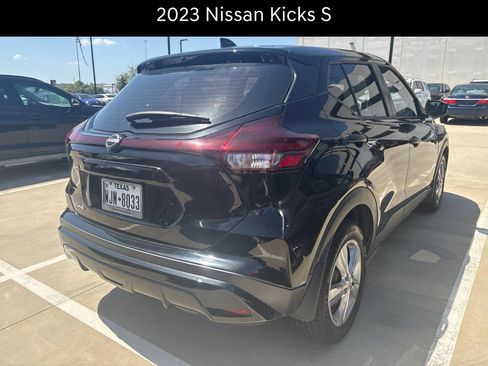 Used 2023 Nissan Kicks S FWD image 2