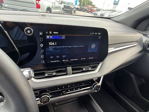 Used 2025 Chevrolet Equinox LT w/ Safety and Technology Package FWD image 30