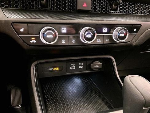 Used 2024 Honda CR-V EX image 28