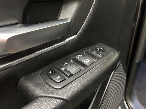Used 2019 RAM 1500 Big Horn image 24