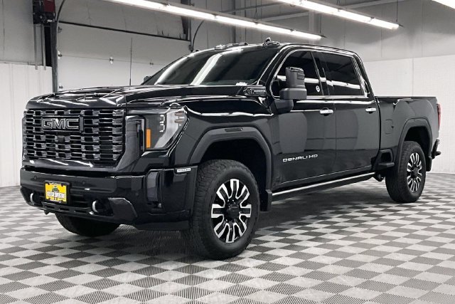 Used 2024 GMC Sierra 2500 Denali Ultimate AWD/4WD image 11