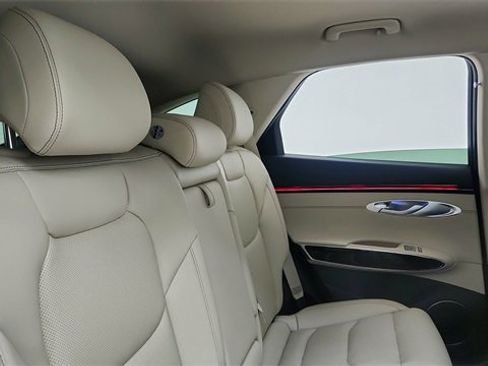 Used 2026 Genesis GV70 2.5T image 26