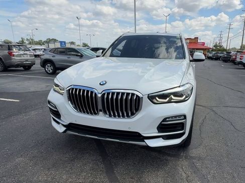 Used 2019 BMW X5 xDrive40i w/ Convenience Package AWD/4WD image 3