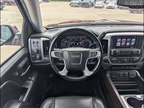 Used 2018 GMC Sierra 1500 SLT AWD/4WD image 3