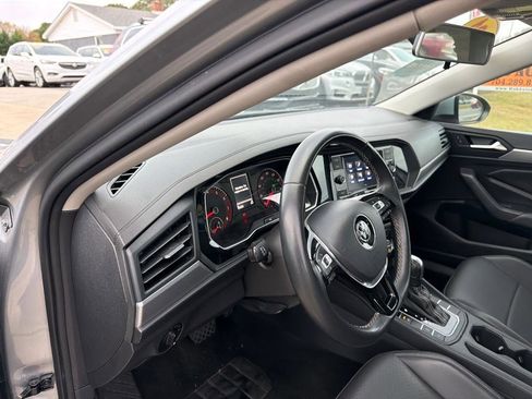 Used 2021 Volkswagen Jetta S FWD image 25