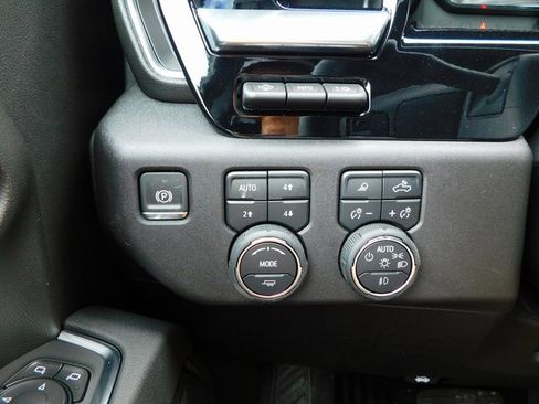 New 2025 Chevrolet Silverado 3500 LTZ w/ LTZ Convenience Package image 30