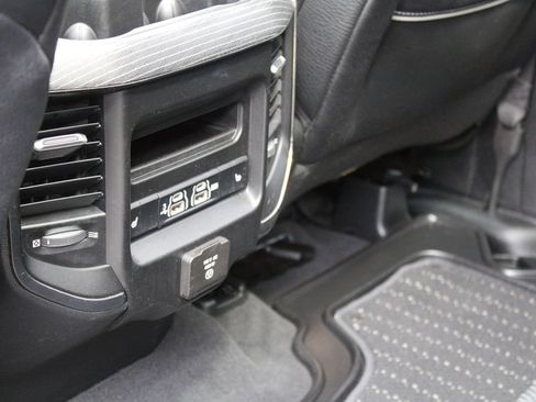 Used 2019 RAM 1500 Limited w/ Advanced Safety Group AWD/4WD image 36