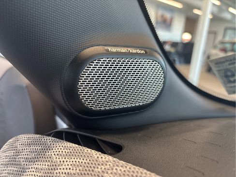 Used 2025 MINI Cooper S image 21