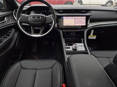 New 2026 Jeep Grand Cherokee Limited AWD/4WD image 15