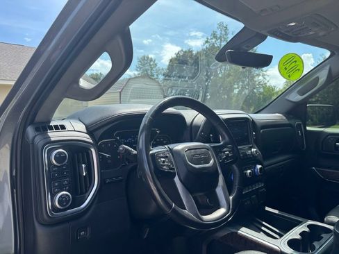 Used 2020 GMC Sierra 1500 Denali w/ Denali Ultimate Package AWD/4WD image 10