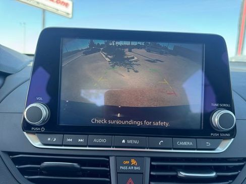 Used 2025 Nissan Altima 2.5 S image 26