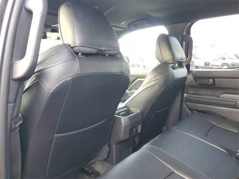 Used 2025 Toyota Tacoma SR5 image 10