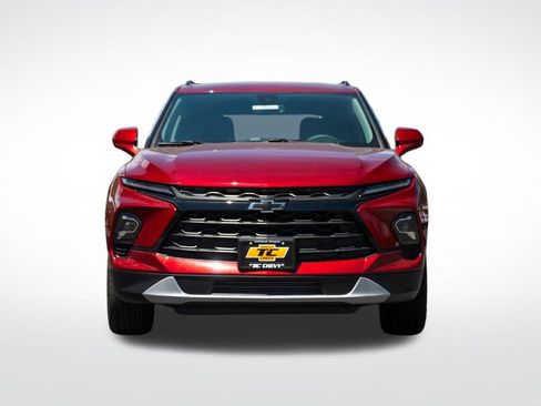 New 2026 Chevrolet Blazer LT w/ Convenience Package AWD/4WD image 2