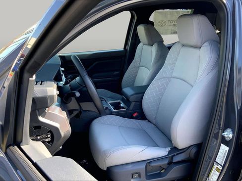 New 2026 Toyota Tacoma SR5 AWD/4WD image 9