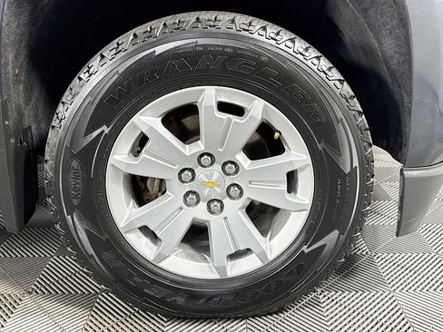 Used 2015 Chevrolet Colorado LT image 30