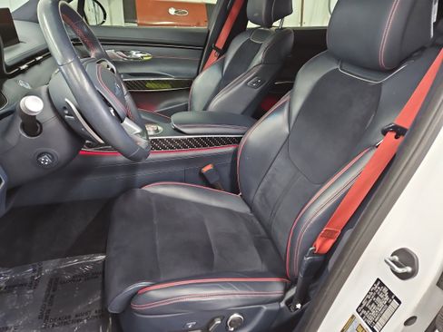 Used 2022 Genesis GV70 3.5T Sport w/ Sport Prestige Package image 11