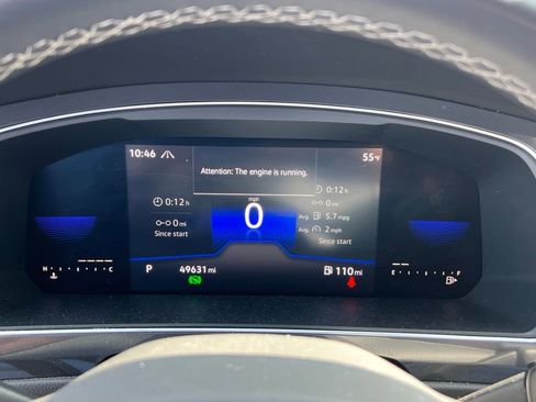 Used 2022 Volkswagen Tiguan SE image 32