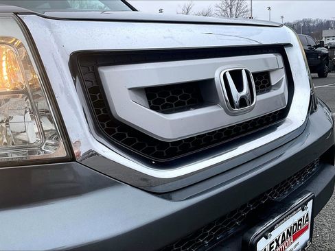 Used 2011 Honda Pilot EX-L image 29