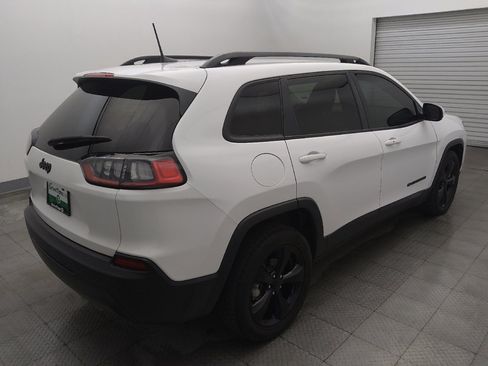 Used 2021 Jeep Cherokee Latitude Plus FWD image 9