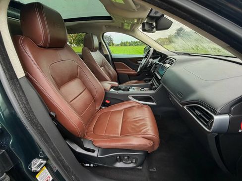 Used 2017 Jaguar F-PACE S AWD/4WD image 46