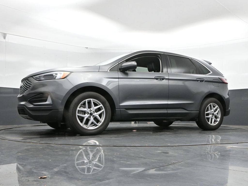 Used 2024 Ford Edge SEL AWD/4WD image 44