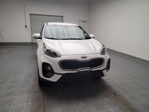 Used 2021 Kia Sportage LX AWD/4WD image 14