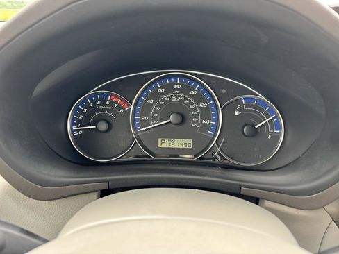 Used 2010 Subaru Forester 2.5X Limited AWD/4WD image 14