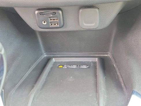 Used 2023 Chevrolet Traverse Premier w/ LPO, Floor Liner Package FWD image 31