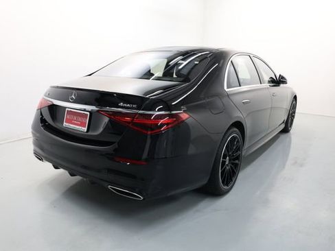 Used 2022 Mercedes-Benz S 580 4MATIC Sedan w/ AMG Line Package image 82