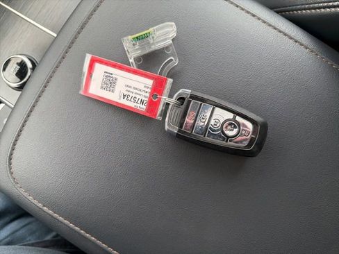 Used 2025 Lincoln Aviator Reserve w/ Equipment Group 201A image 20