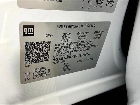 New 2026 Buick Enclave Sport Touring w/ Super Cruise Package image 14