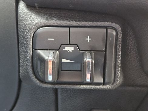 Used 2023 Dodge Durango GT image 22