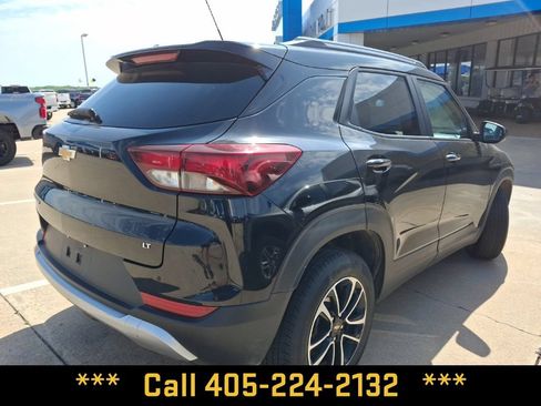Used 2025 Chevrolet TrailBlazer LT FWD image 8