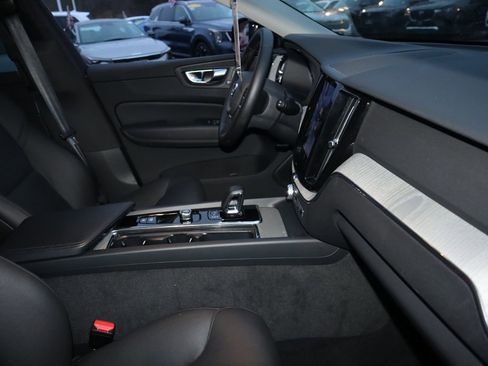 Used 2025 Volvo XC60 B5 Plus w/ Climate Package image 25