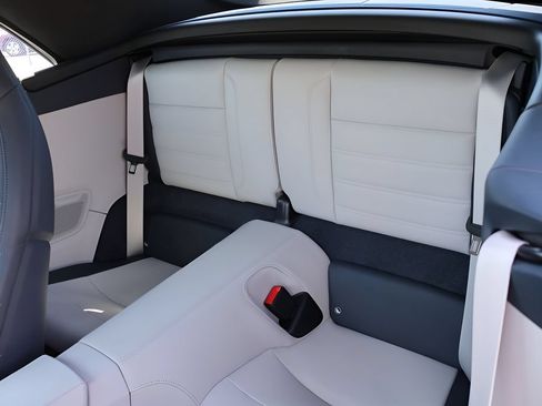 Certified 2025 Porsche 911 Carrera RWD image 21