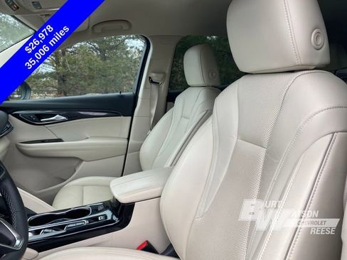 Used 2023 Buick Envision Essence image 12