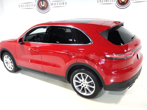 Used 2022 Porsche Cayenne Platinum Edition AWD/4WD image 12