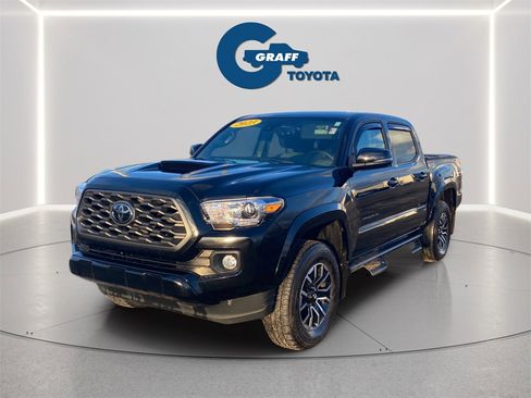 Used 2023 Toyota Tacoma TRD Sport image 9