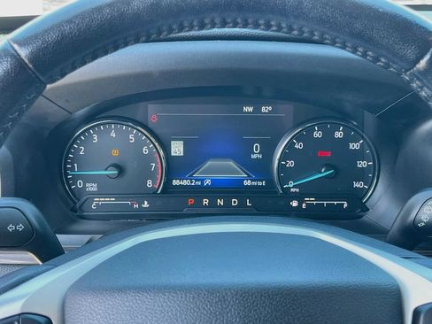 Used 2021 Ford Explorer Limited w/ Equipment Group 301A AWD/4WD image 12