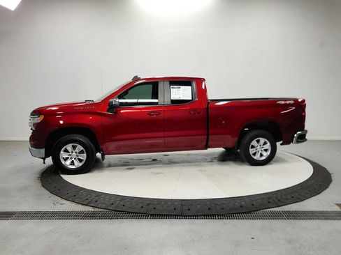 Used 2023 Chevrolet Silverado 1500 LT AWD/4WD image 5