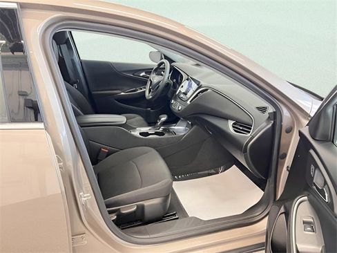 Certified 2023 Chevrolet Malibu LT image 11