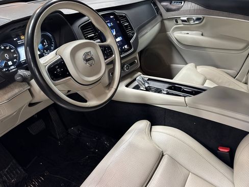 Used 2022 Volvo XC90 T8 Inscription w/ Advanced Package AWD/4WD image 13
