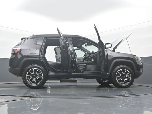 New 2026 Jeep Compass Trailhawk image 61