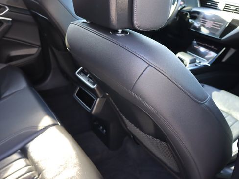Used 2021 Audi e-tron Premium w/ Convenience Plus Package AWD/4WD image 22