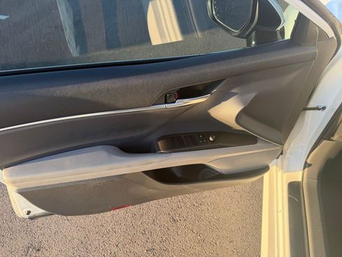 Used 2023 Toyota Camry LE image 9