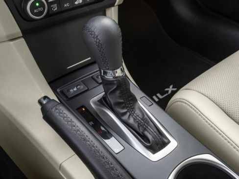 Used 2016 Acura ILX image 10